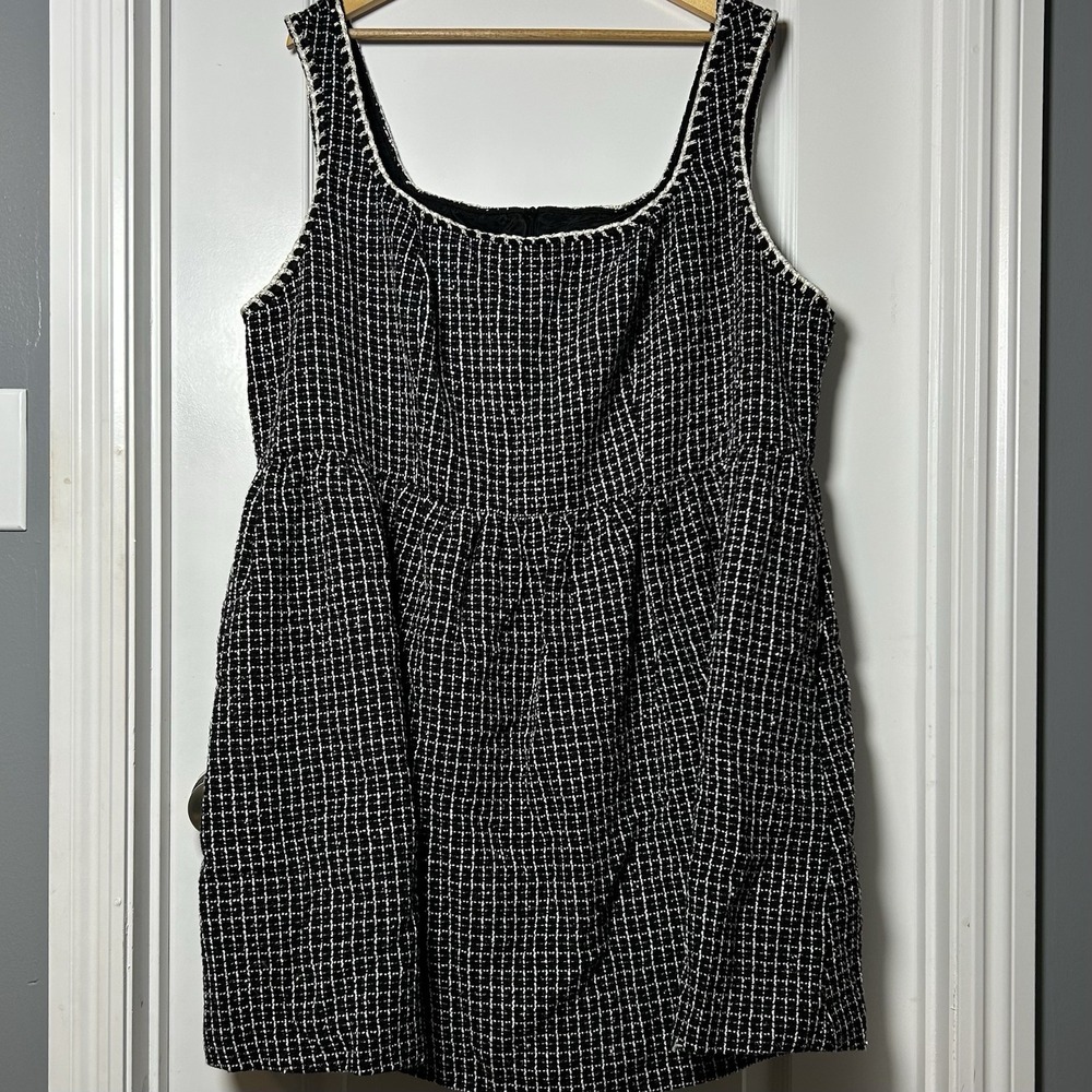Cider Black White Tweed Sleeveless Mini Dress Old Money Parisian Chic Style
